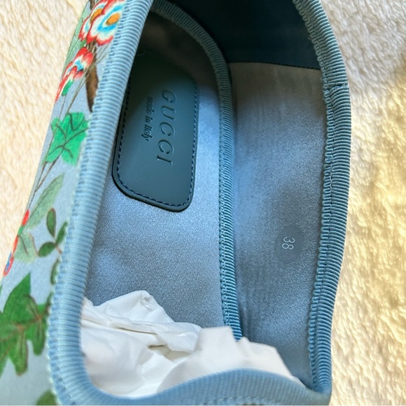 NWT Authentic Gucci Printed Satin Voyage Flat Sandals Multi-Blue 38 - Picture 5 of 6